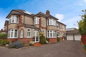 Photo 11- click for photo gallery